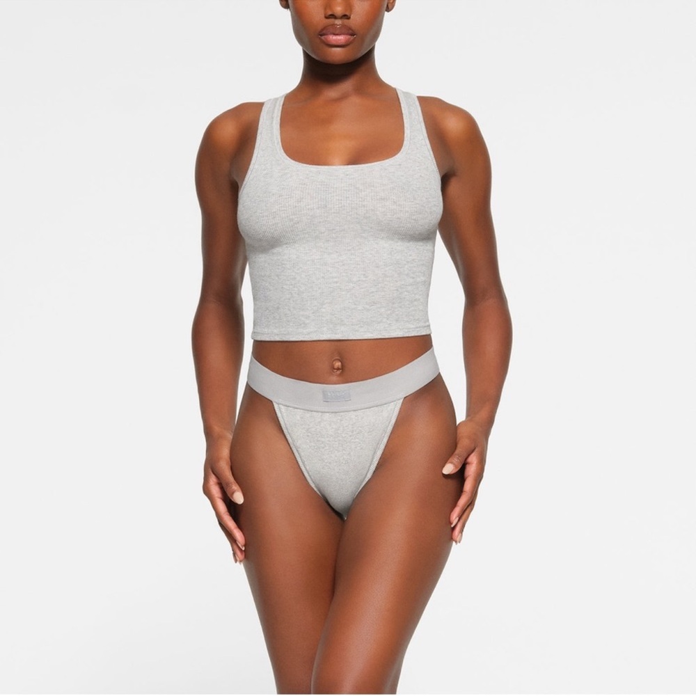 SKIMS COTTON RIB TANK IN LIGHT HEATHER GREY SIZE SMALL